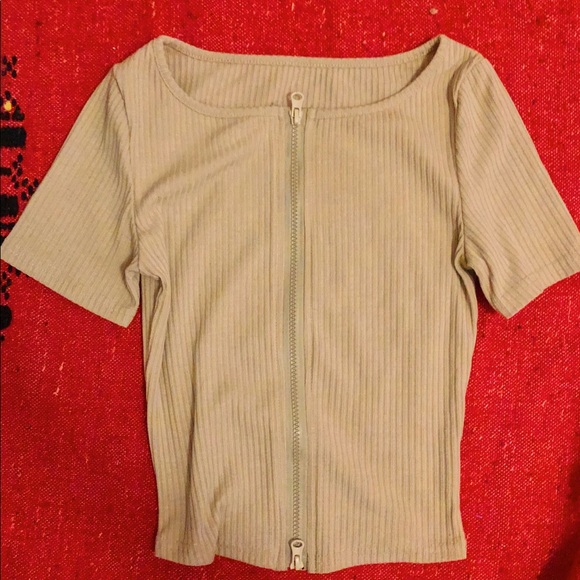 Nude zip-up top - Picture 3 of 3